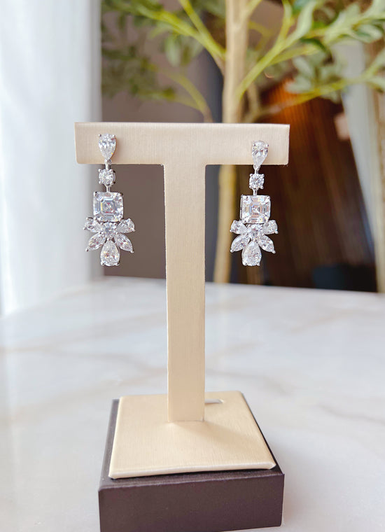 Zahira Earrings